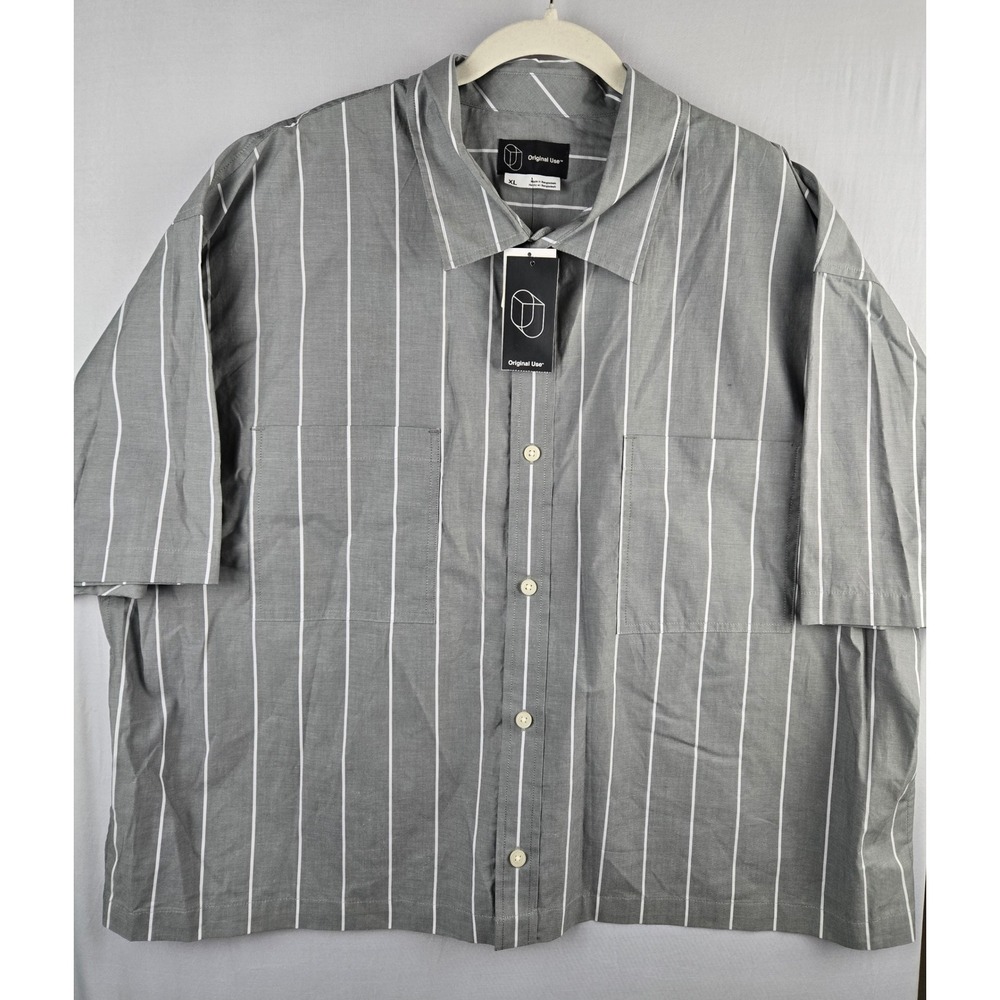 Original Use Mens XL Gray White Vertical Stripe Short Sleeve Button Down Shirt